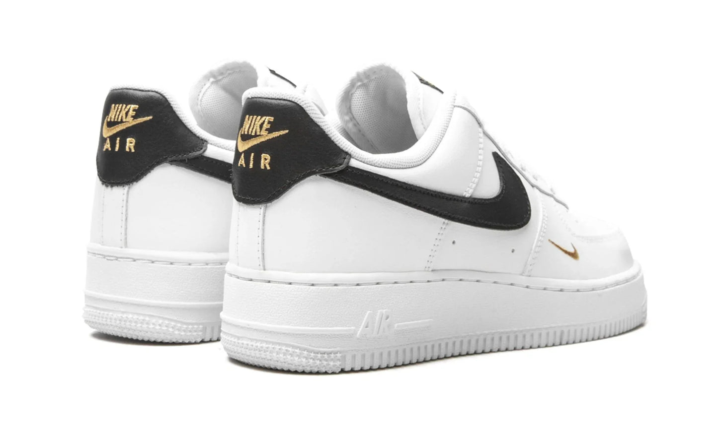 Nike Air Force 1 ''ESSENTIAL''