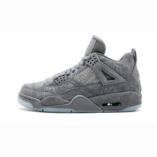 Air Jordan 4 Retro "KAWS"